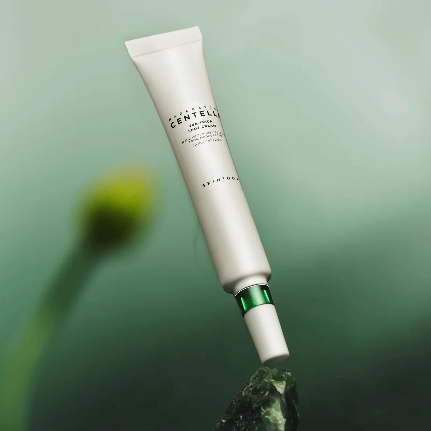 SKIN1004-  MADAGASCAR CENTELLA TEA TRICA SPOT CREAM 20ML